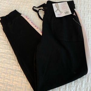 Earth Yoga Susan Komen Black Joggers Size L